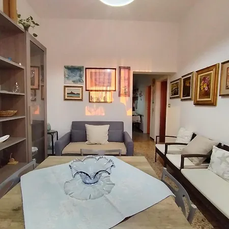 Micki's House * Porto Alabe