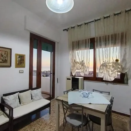 Micki's House * Porto Alabe