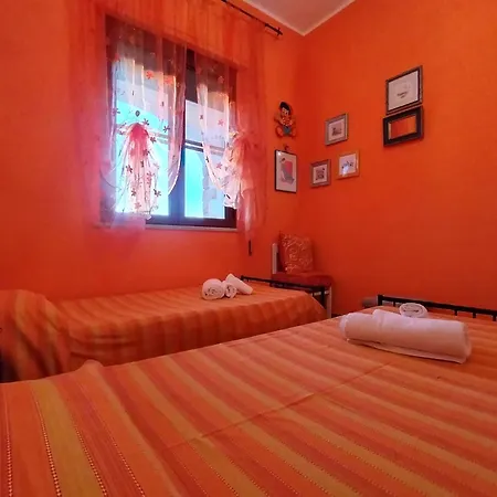 Micki's House * Porto Alabe